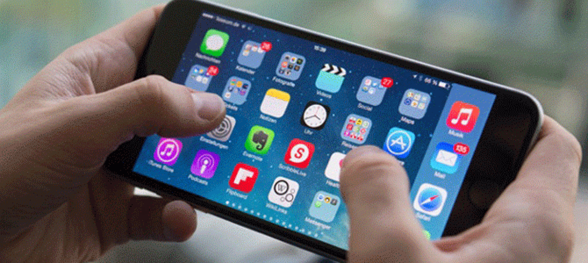 Close up of an iPhone home screen - Endpoint