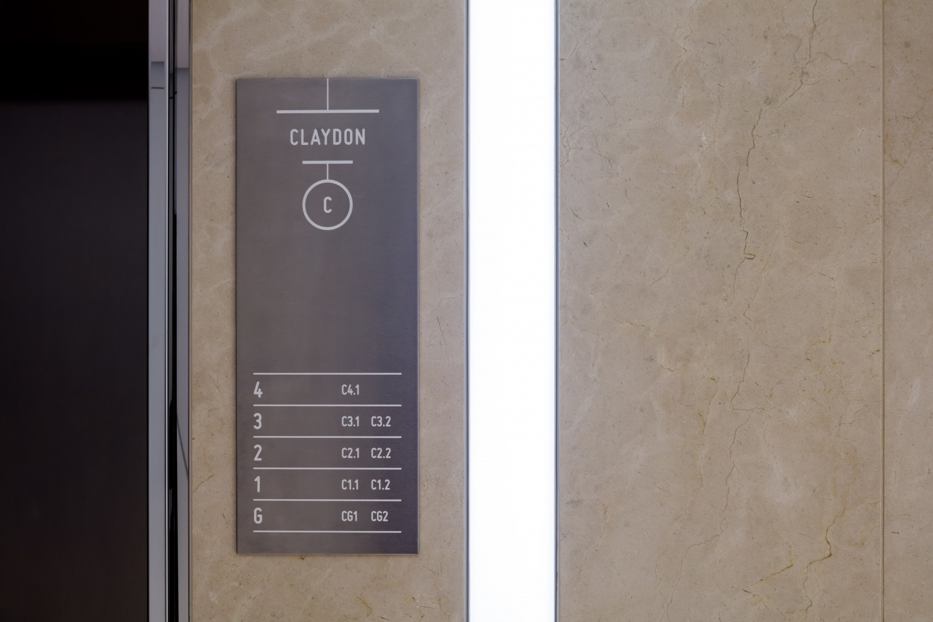 Chelsea Waterfront signage - Endpoint wayfinding for property developers