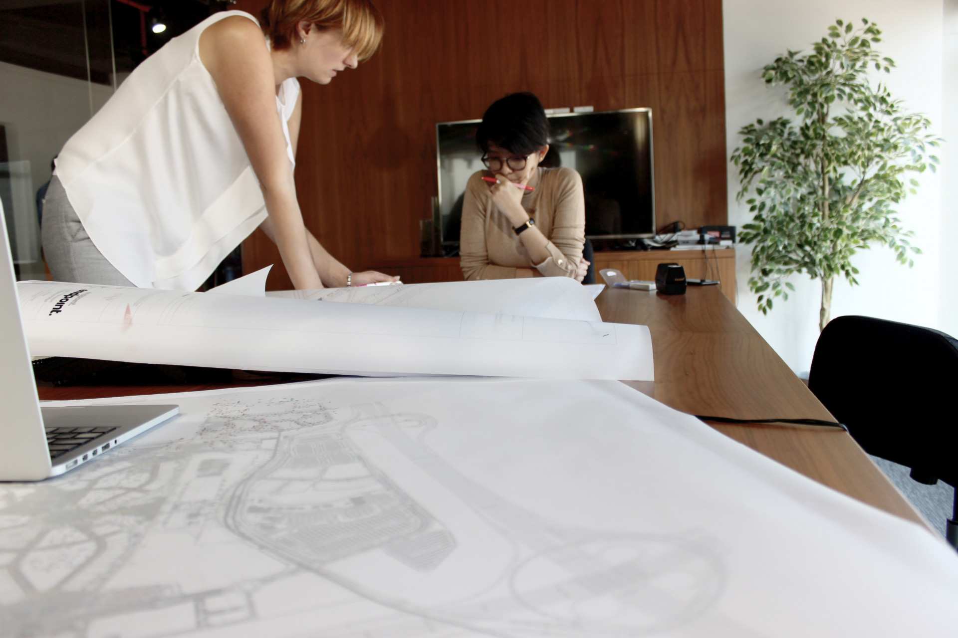 Large scale map design - Endpoint Dubai studio